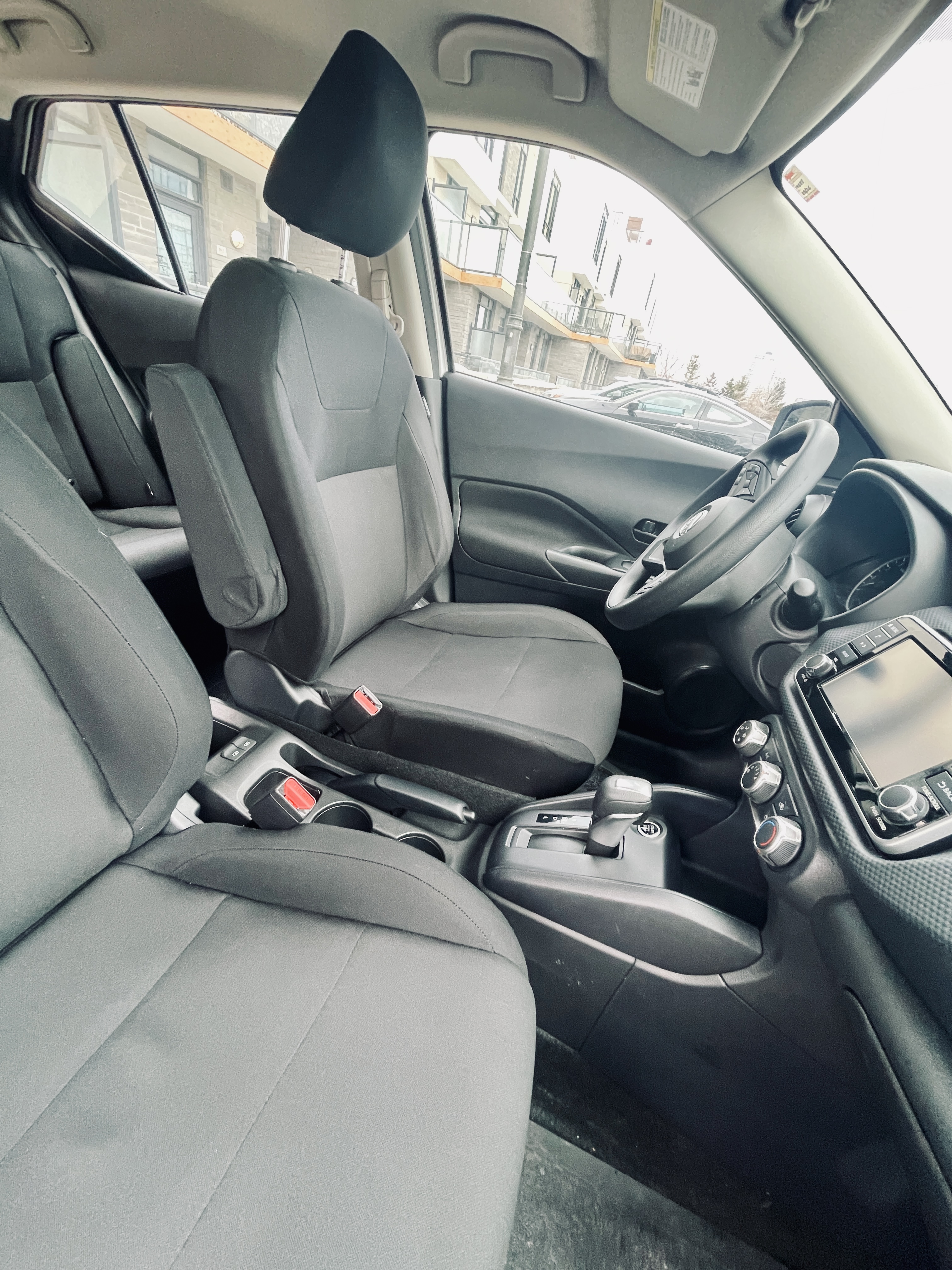 2024 Nissan Kicks photo 4