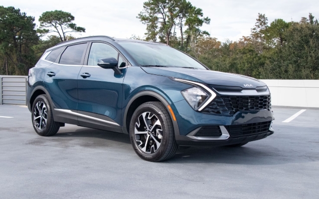 2025 Kia Sportage in Hamilton