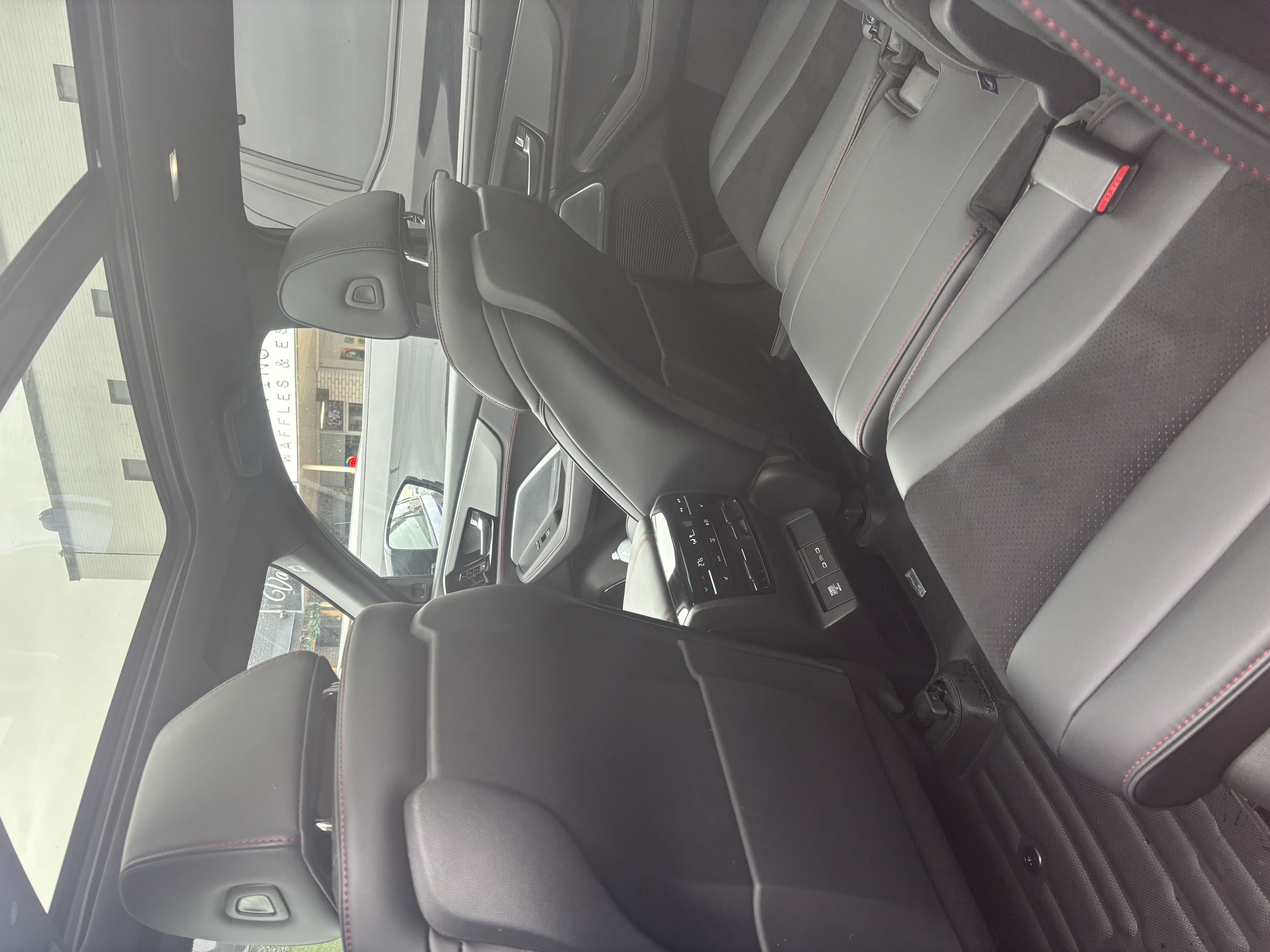 2025 Acura MDX photo 4