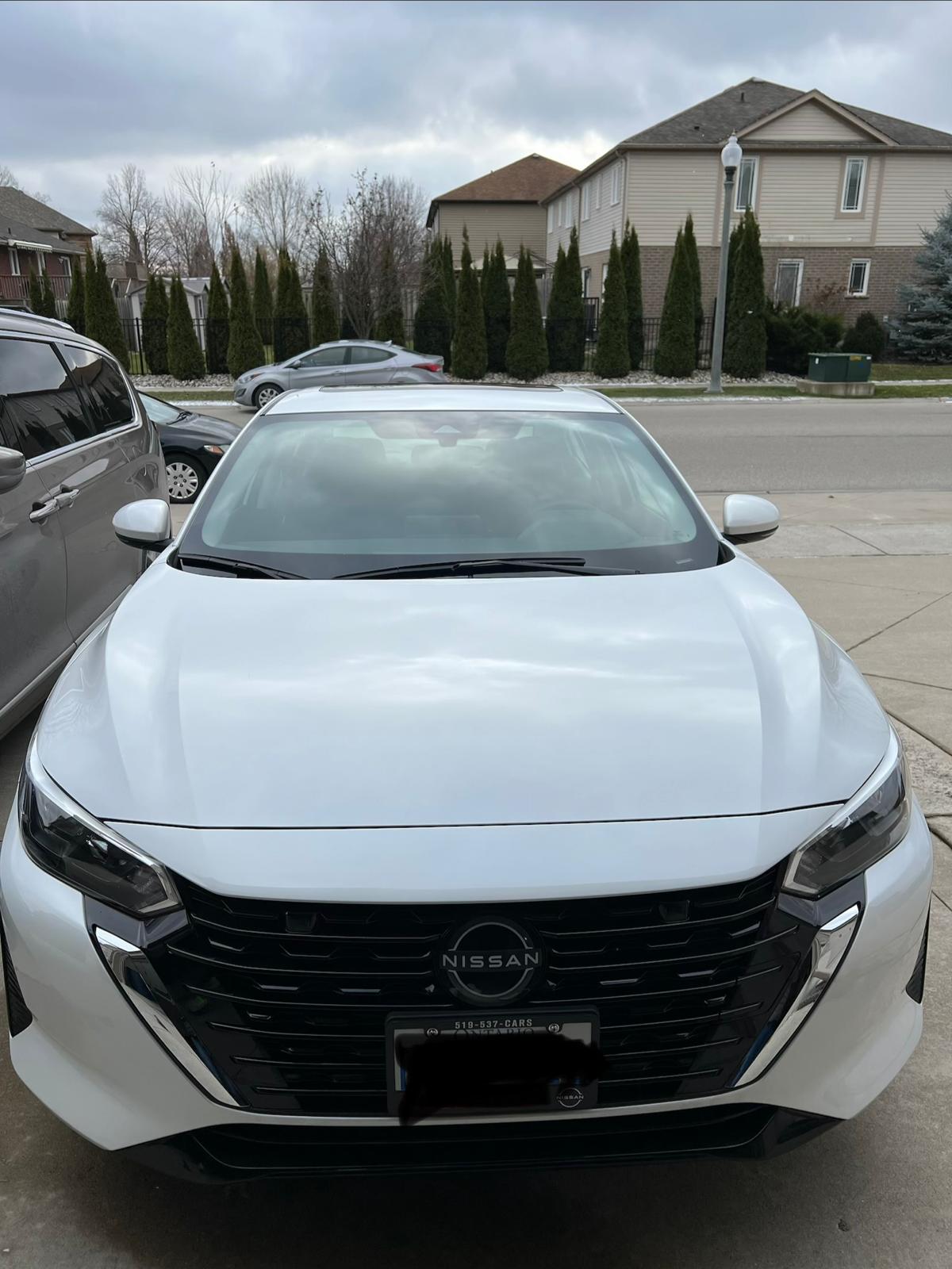 2024 Nissan Sentra photo 2