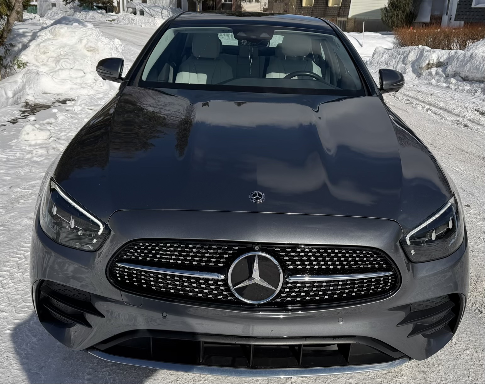 2023 Mercedes-Benz E350 photo 2