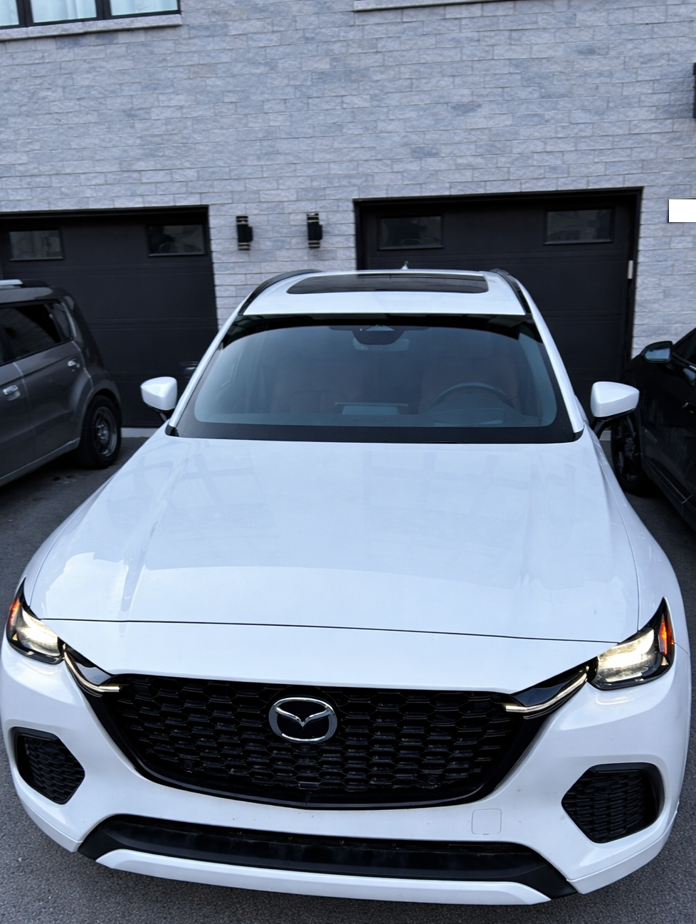 2025 Mazda CX70 photo 2