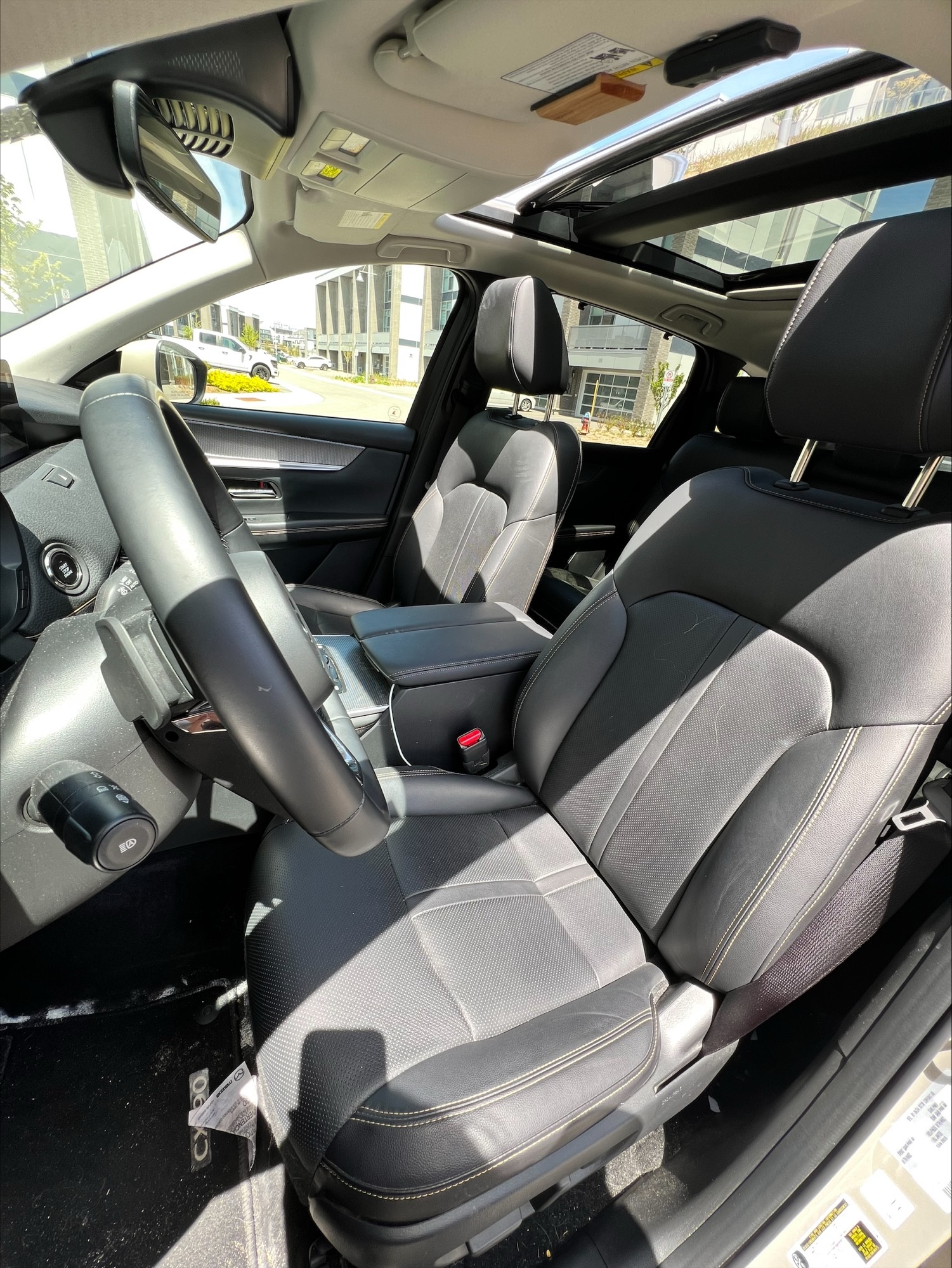 2025 Mazda GT MHEV photo 2