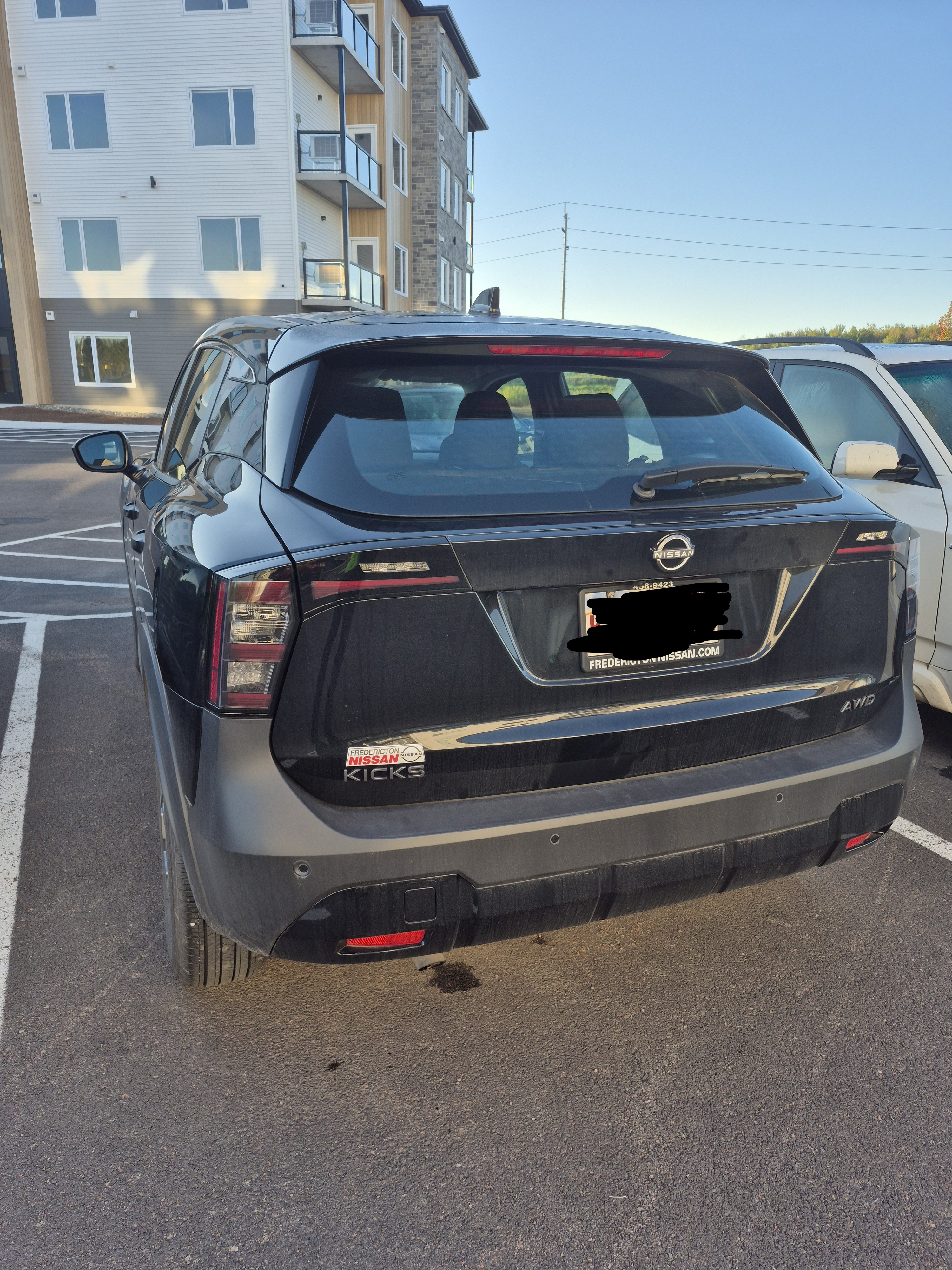 2026 Nissan Kicks S photo 2