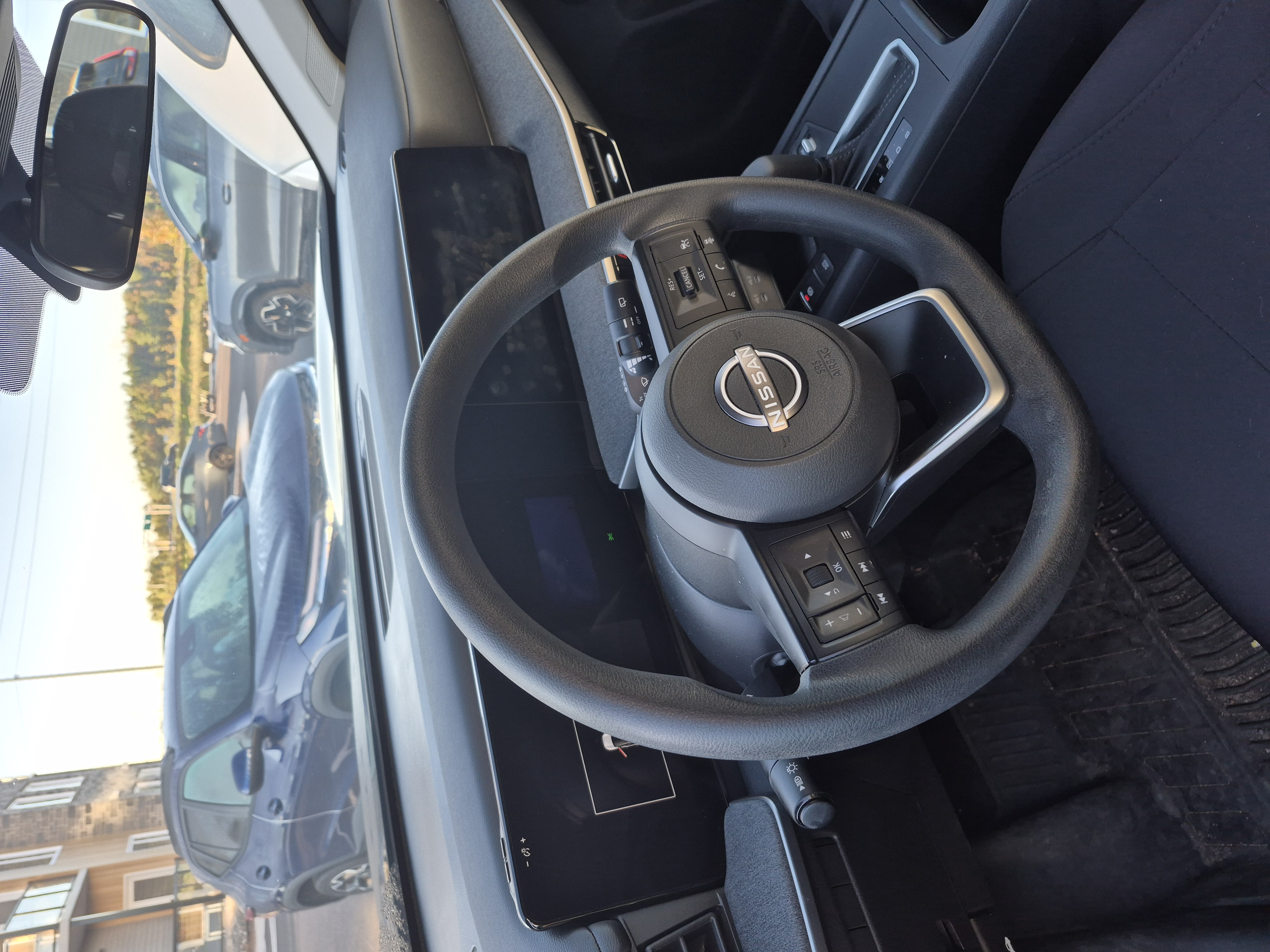 2026 Nissan Kicks S photo 5