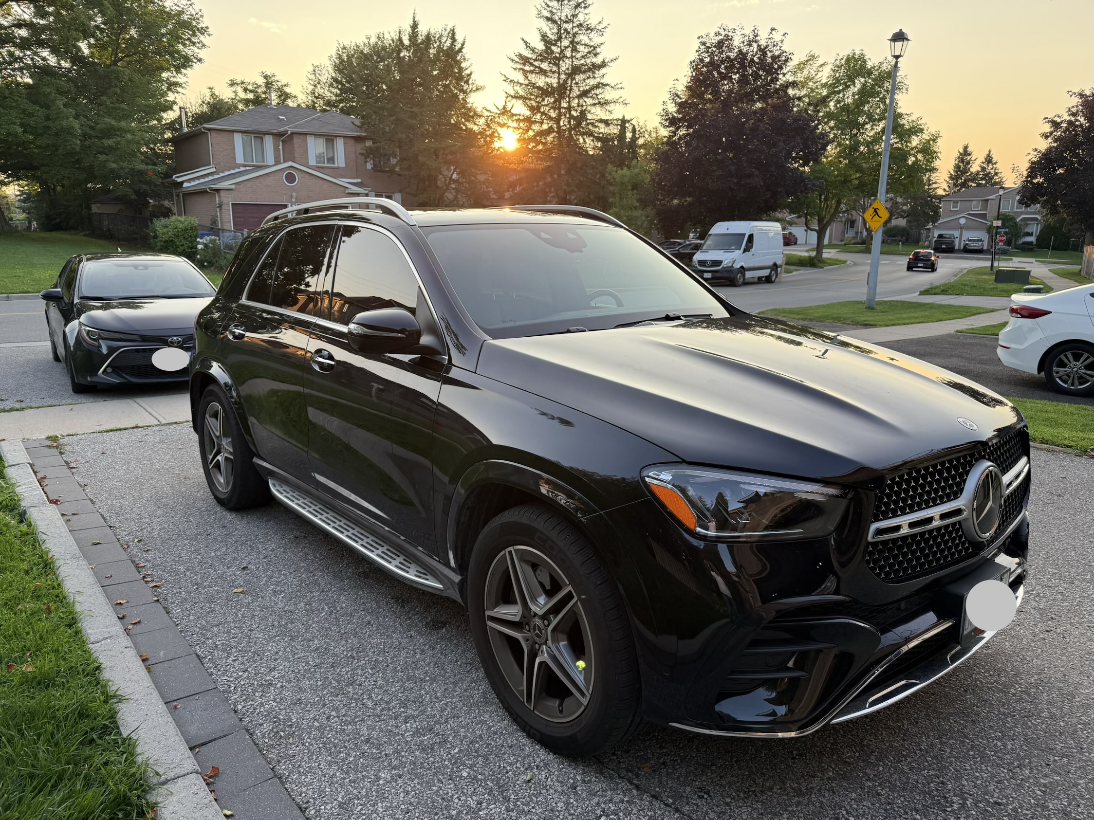 2025 Mercedes-Benz GLE350 photo 2