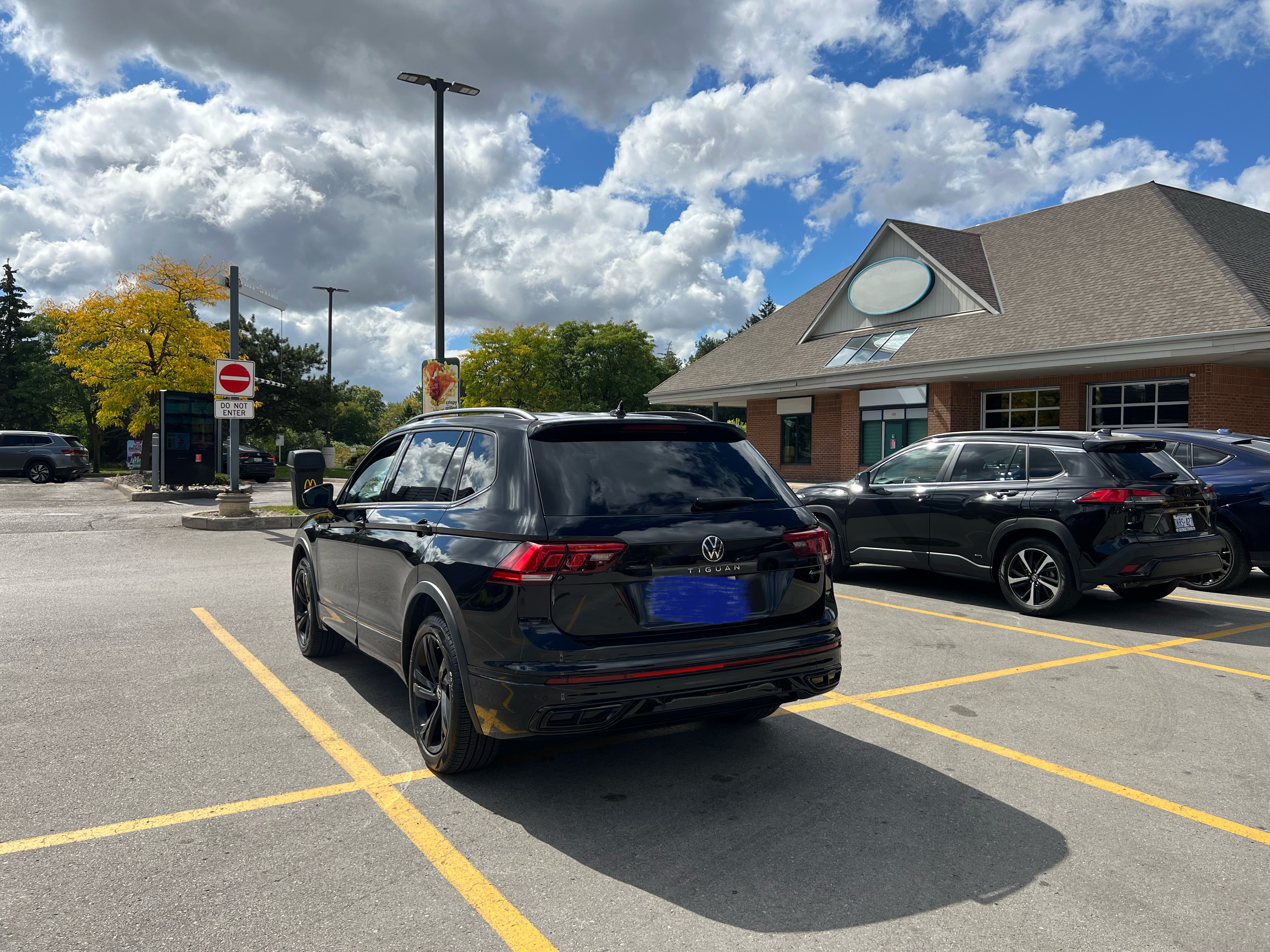 2024 Volkswagen Tiguan photo 4