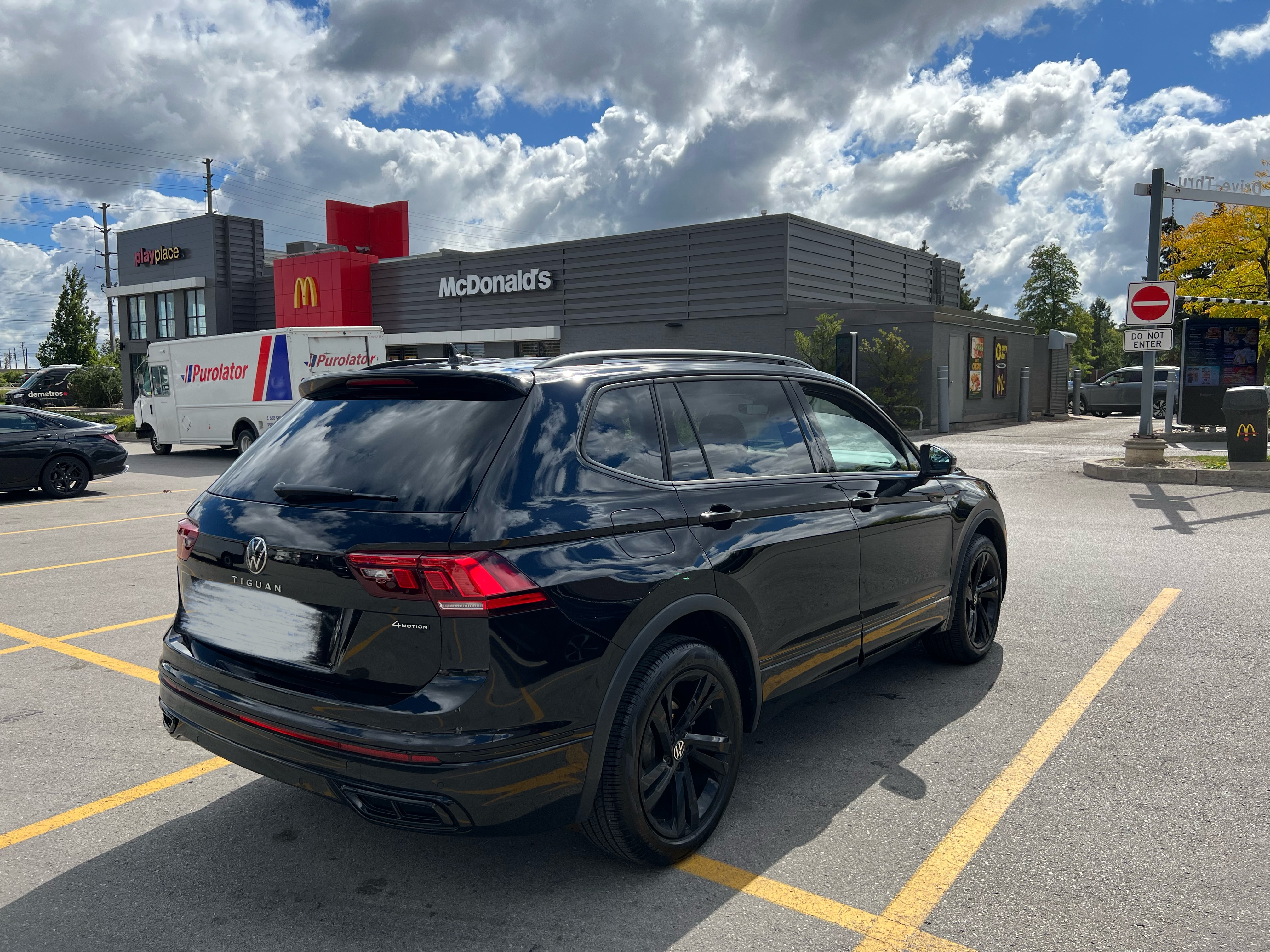 2024 Volkswagen Tiguan photo 5