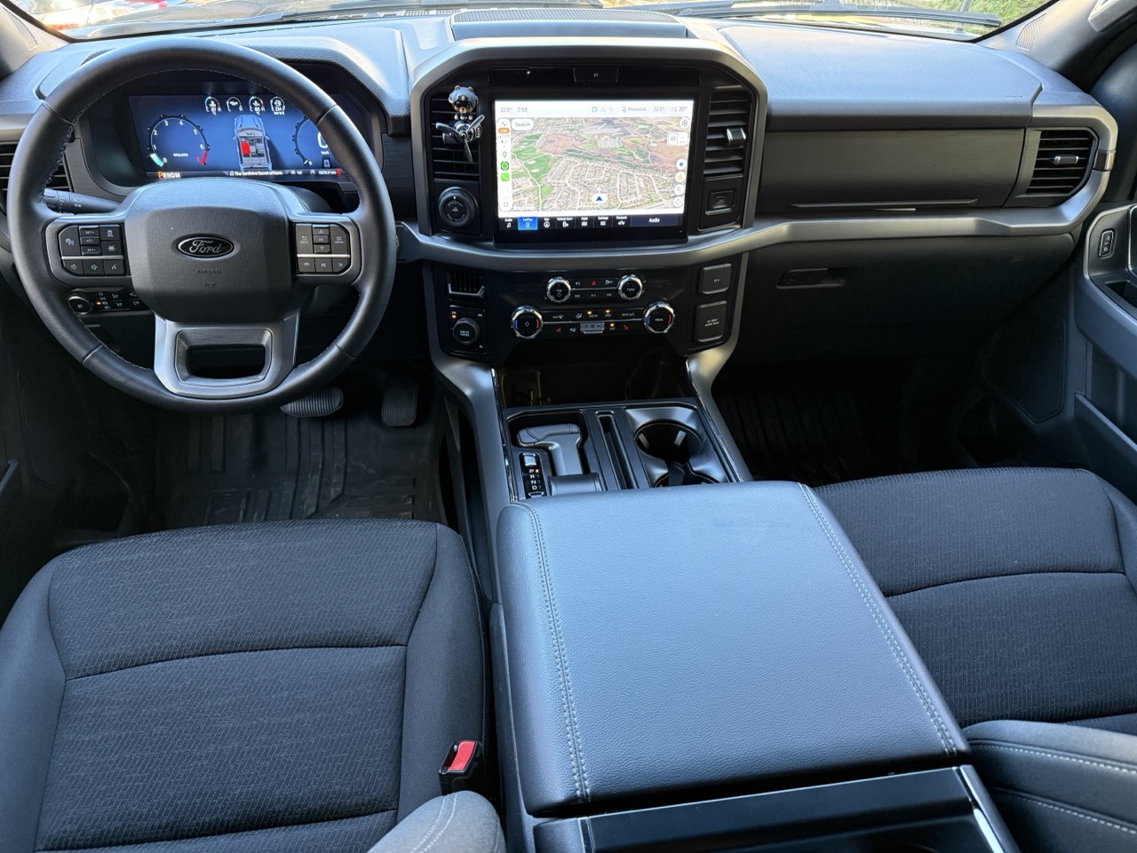 2025 Ford F150 photo 5