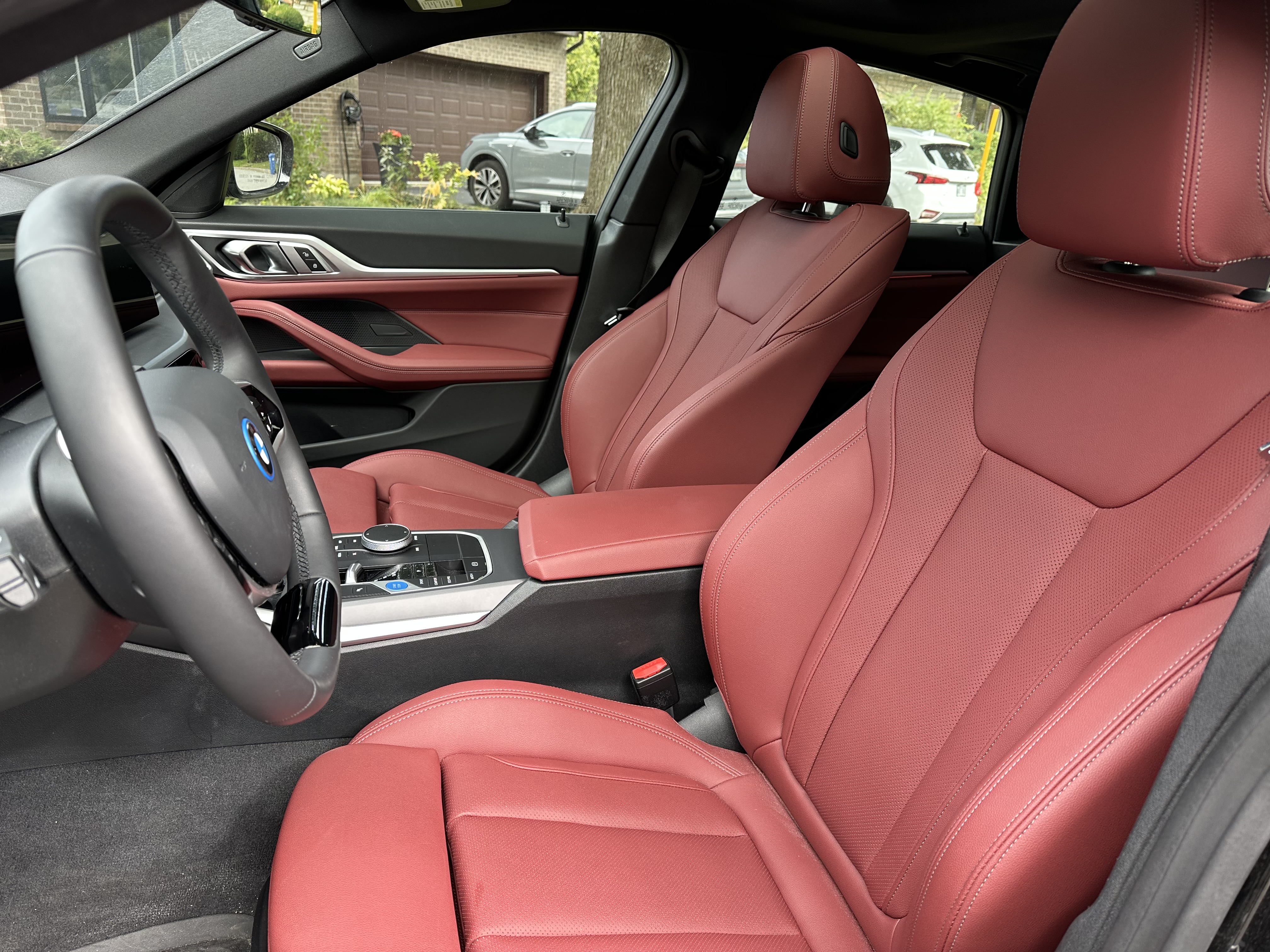 2025 BMW I4 photo 7