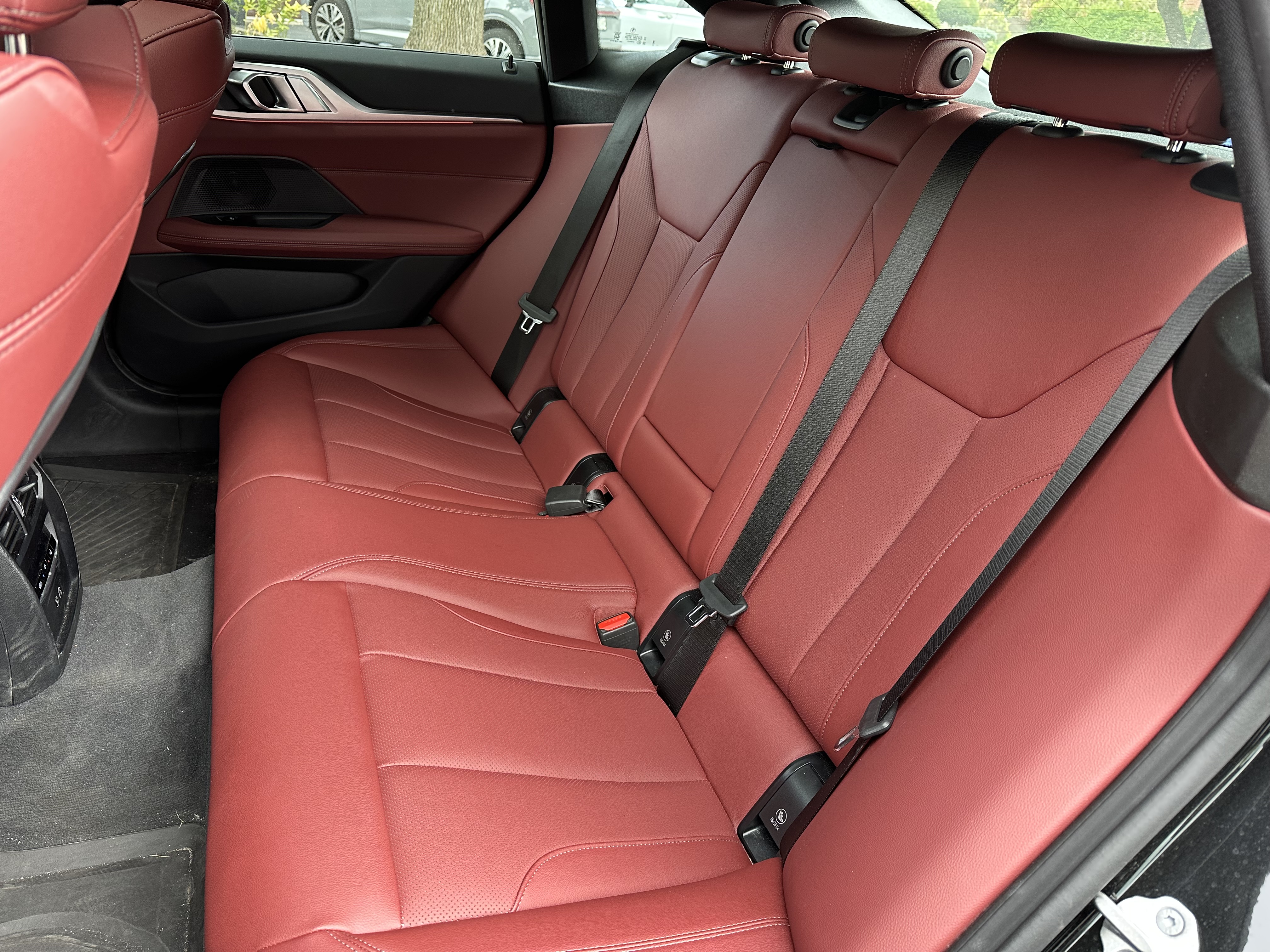 2025 BMW I4 photo 8