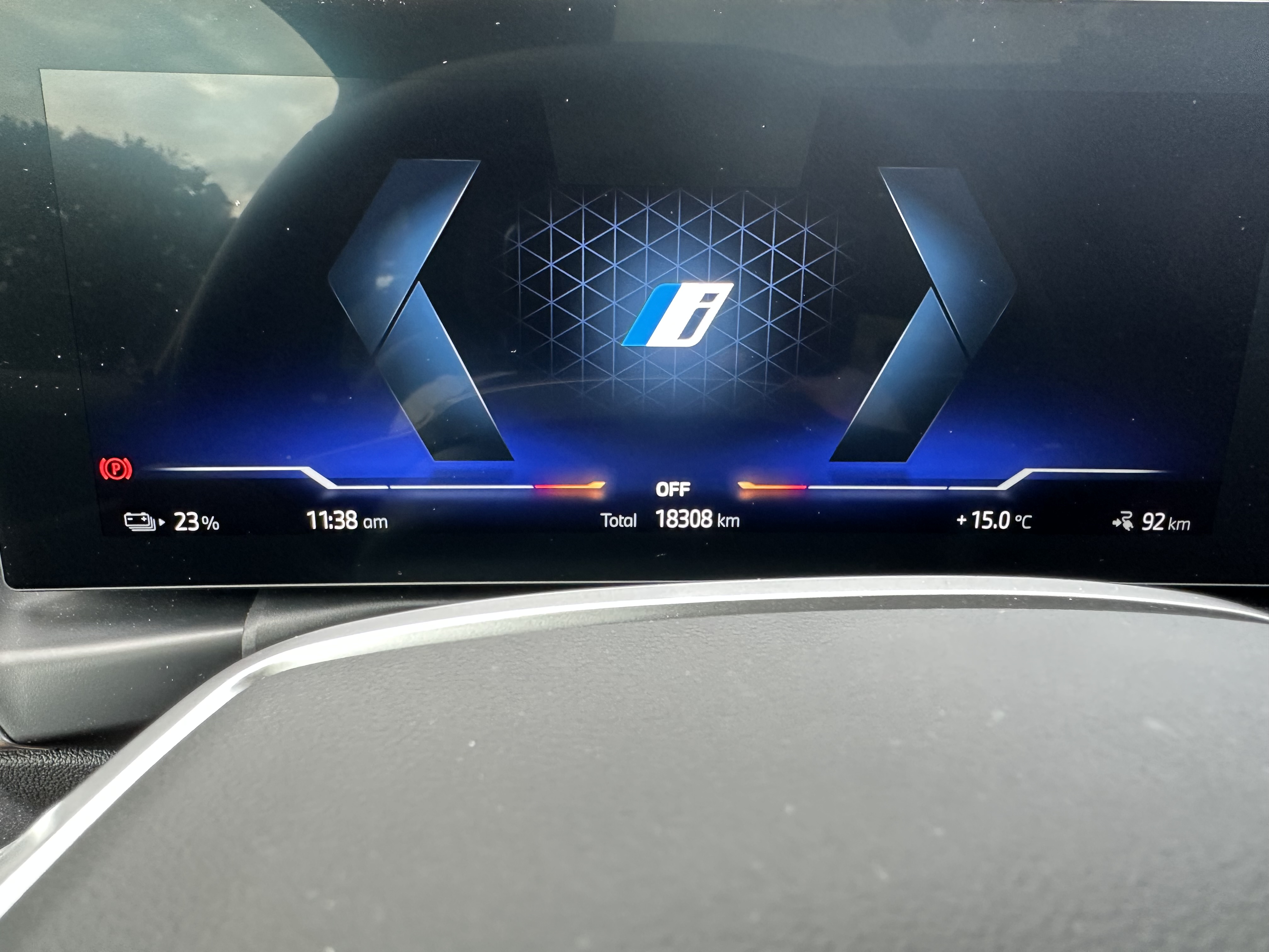 2025 BMW I4 photo 9