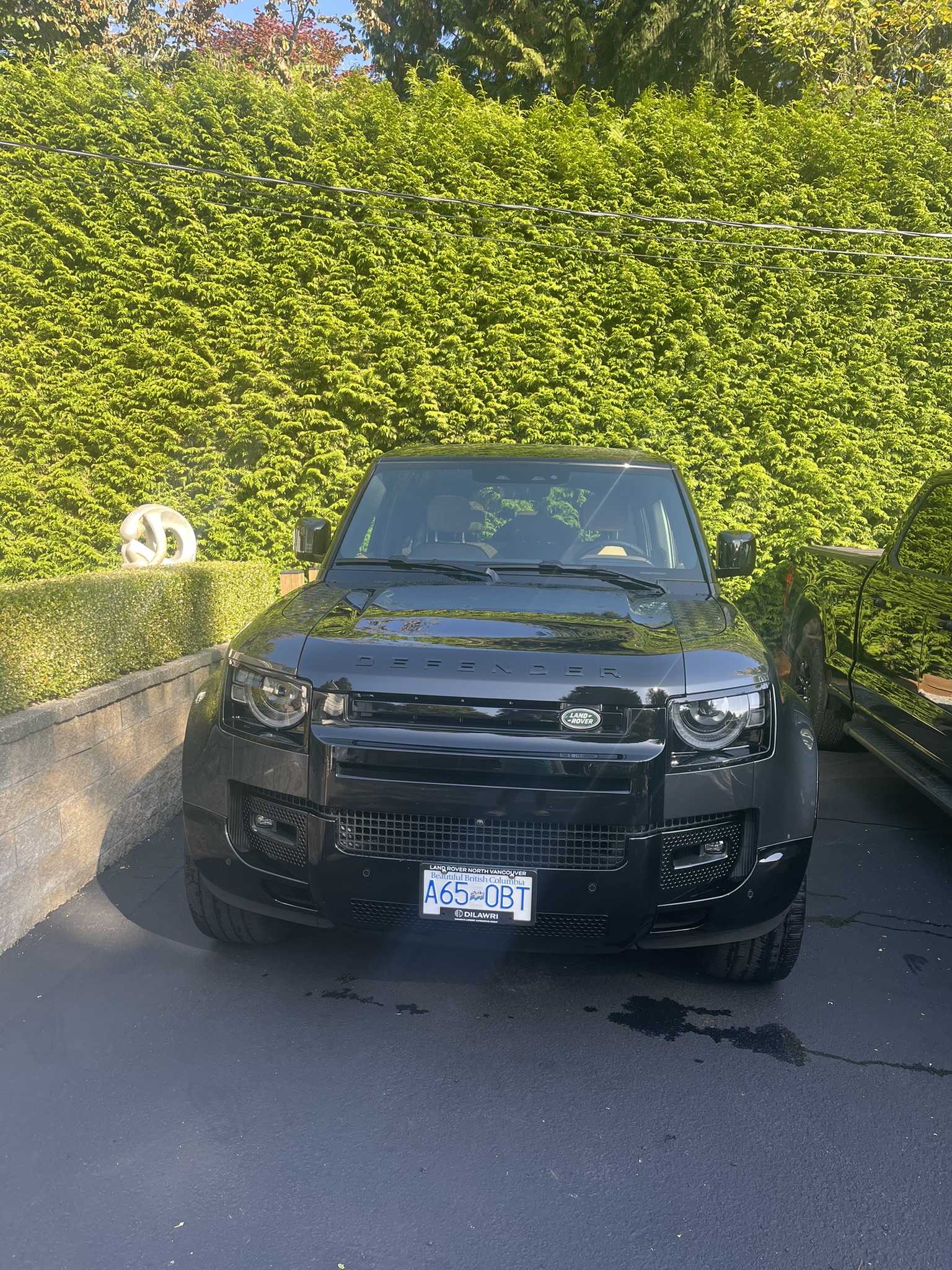 2025 Land Rover Defender 110 P400 X in Vancouver